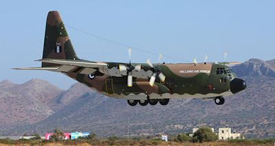 Ολοκληρώθηκε η μεταφορά υλικών με C-130 για το hot spot της Σάμου - Φωτογραφία 1