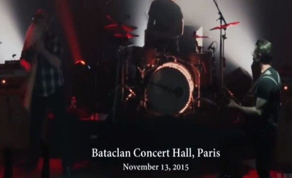 Ντοκιμαντέρ των Eagles Of Death Metal για τα γεγονότα στο Bataclan - Φωτογραφία 1