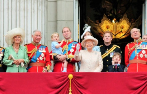 Αναρωτηθήκατε ποτέ γιατί δεν γνωρίζουμε το επώνυμο της βρετανικής βασιλικής οικογένειας; - Φωτογραφία 1