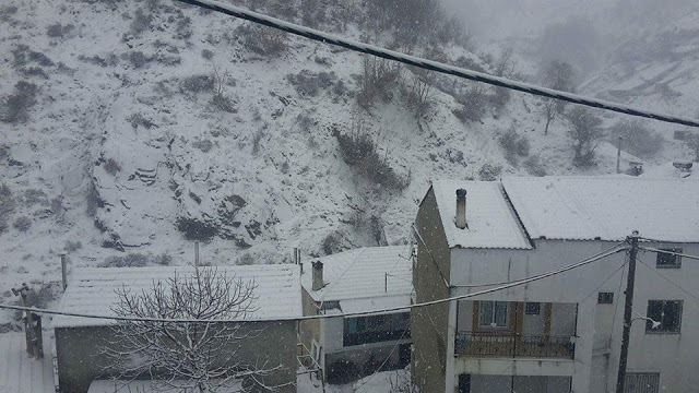 «Χτύπησε» και στην Ξάνθη ο ΒΙΚΤΩΡ - Χιόνια σε βουνό και θάλασσα και κλειστά σχολεία - Φωτογραφία 9