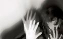 Σοκ στην Πάτρα: Ξαναβίασε την κόρη του μόλις βγήκε από τη φυλακή για το βιασμό της!