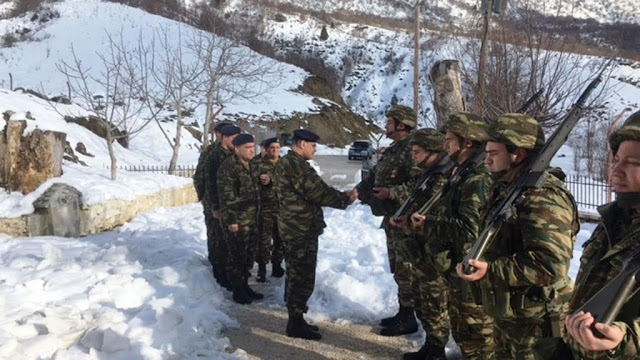 Επίσκεψη του νέου Διοικητή 1ης Στρατιάς Αντιστρατήγου Δημόκριτου Ζερβάκη στην ΠΕ της 8ΗΣ Μ/Π ΤΑΞ - Φωτογραφία 7