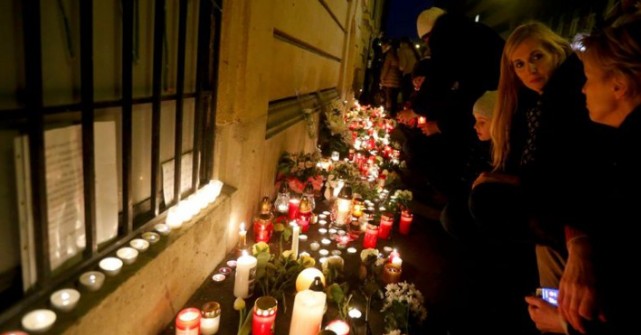Θρήνος στην Ουγγαρία για τον θάνατο μαθητών σε τροχαίο - Φωτογραφία 1