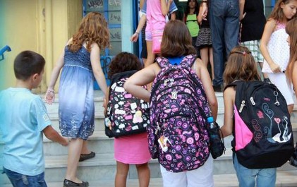 Θεσσαλονίκη: Οδύνη για τον δάσκαλο που πέθανε την ώρα του μαθήματος - Φωτογραφία 1