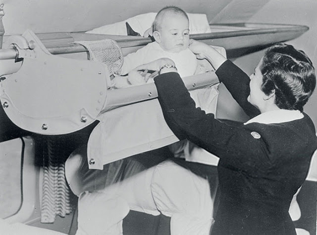 Πώς ταξίδευαν τα μωρά στο αεροπλάνο το 1950; - Φωτογραφία 3