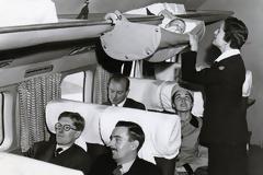 Πώς ταξίδευαν τα μωρά στο αεροπλάνο το 1950;