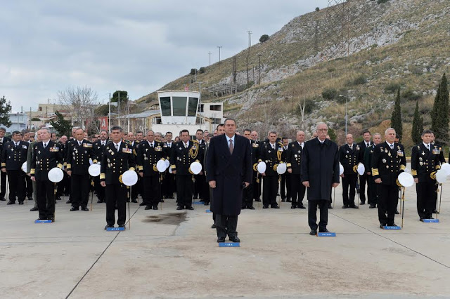 Παρουσία ΥΕΘΑ Πάνου Καμμένου στην τελετή παράδοσης - παραλαβής καθηκόντων Αρχηγού Στόλου - Φωτογραφία 2