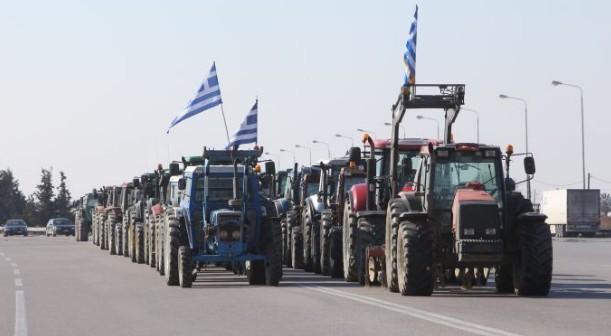 Τριπλό «μπλόκο» της αστυνομίας στους αγρότες των Σερρών - Φωτογραφία 1