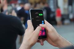Noctis9 : Βάλτε λίγο σκούρο χρώμα στο ios