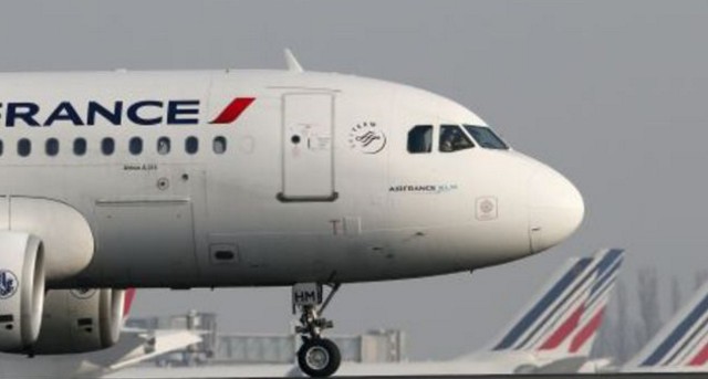 Συνδικαλιστές της Air France αντιδρούν στο διάταγμα Τραμπ - Φωτογραφία 1
