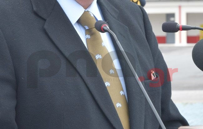 Η γραβάτα του Πάνου Καμμένου που έκλεψε την παράσταση στην 124 ΠΒΕ - Φωτογραφία 2
