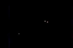 Πολύχρωμο UFO καταγράφεται πάλι Πάνω απο το  Illinois