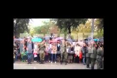 Τι συμβαίνει στη Θεσσαλονίκη; Οι στρατιώτες έχουν παραταχθεί δίπλα από τους αστυνομικούς!