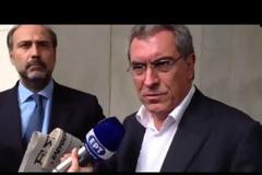 ΣΥΜΒΑΙΝΕΙ ΤΩΡΑ: Στην Ευελπίδων οδηγείται αυτή την ώρα ο Κώστας Βαξεβάνης