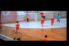«Μάγισσα» της μπάλας [video]
