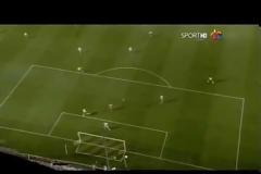 Ο «ξεροκέφαλος» που σκοράρει για… highlights! (videos)