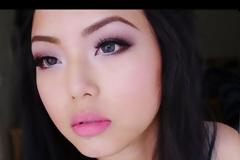 DIY: Το ρετρό μακιγιάζ της Ulyana Sergeenko (videos)