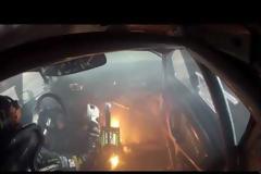 Ο Ken Block αγωνίζεται ακόμη και όταν το Ford του πάρει φωτιά - BINTEO
