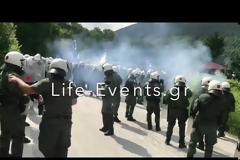 Επεισόδια στα Σκόπια για τη συμφωνία: Διαδηλωτές επιχείρησαν να εισβάλουν στη Βουλή [Εικόνες-Βίντεο]