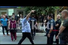 Σε δύσκολη θέση οι ΑΝΕΛ - Αποδοκίμασαν την Κουντουρά στα Χανιά [Βίντεο]