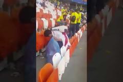 Μαθήματα πολιτισμού από τους φιλάθλους της Ιαπωνίας