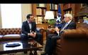 Ν.Δ.: Η ΘΛΙΒΕΡΗ ΦΑΡΣΟΚΩΜΩΔΙΑ ΠΟΥ ΚΥΒΕΡΝΗΣΕ ΤΗ ΧΩΡΑ ΕΥΤΥΧΩΣ ΦΤΑΝΕΙ ΣΤΟ ΤΕΛΟΣ ΤΗΣ
