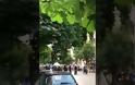 Επεισόδια στη Θεσσαλονίκη! Συγκρούσεις διαδηλωτών με αντιεξουσιαστές μετά την πορεία για τη Μακεδονία