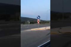 Σύγκρουση λεωφορείου με Ι.Χ. στον κόμβο Κουβαρά-στο νοσοκομείο 34χρονος (φωτο & video)