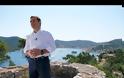 Φοροελαφρύνσεις, αύξηση κατώτατου μισθού, παροχές – Αυτά φέρνει η… Ιθάκη