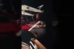 Εικόνες και Βίντεο από τη φωτιά στο πλοίο «Ελευθέριος Βενιζέλος» - Περιπέτεια για 875 επιβάτες!
