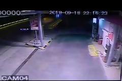 Βίντεο καταδίωξης μοτοσικλετιστή ανάποδα στην Αγίου Δημητρίου και μέσα από βενζινάδικο! Με περιοριστικούς όρους ο νεαρός που πιάστηκε