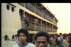 Κάηκαν, πνίγηκαν, φαγώθηκαν από τους καρχαρίες: 4.375 νεκροί στο ναυάγιο που ξεπέρασε σε φρίκη και τον Τιτανικό [photos]