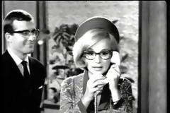 Τιμές στα ύψη: Πόσο κόστιζαν 15 προϊόντα με δραχμή και πόσο με ευρώ; [photos - video]