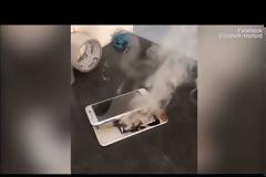 Η μαγειρική σόδα εκτός από πολύτιμο εργαλείο στην κουζίνα, μπορεί να φανεί πολύ χρήσιμη σε διάφορες δουλειές και να λύσει τα χέρια σε καθημερινά μικροπροβλήματα.   Δείτε παρακάτω μερικές έξυπνες χρήσεις της που μπορεί να μην γνωρίζατε...  1. Καθάρισμα των τοίχων  Αν έχετε λεκέδες ή σημάδια από ζωγρα