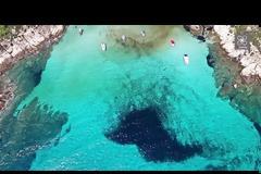 Λευκή ή Χαβάη: Πού βρίσκεται αυτή η εξωπραγματική παραλία;