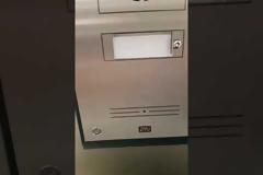 Δείτε σε βίντεο τί απάντησαν σε αστυνομικό όταν ζήτησε να περάσει στο μετρό