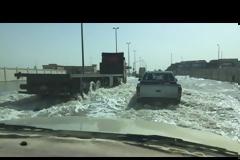 Βίντεο: Εικόνες Αποκάλυψης στη Σαουδική Αραβία... πλημμύρισε η έρημος!