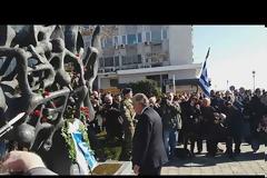 ΥΠΕΞ: Η ελληνική πολιτεία αποτίει φόρο τιμής στη μνήμη των θυμάτων του Ολοκαυτώματος