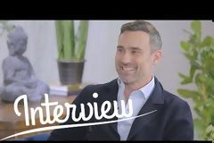 Γιώργος Καπουτζίδης για Δημήτρη Ουγγαρέζο: «Έχει επιλέξει να βγαίνει στην τηλεόραση και να λέει κουτσομπολιά που έχει ακούσει στα μακιγιάζ και τα κομμωτήρια των πλατό »