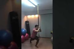 Γυμναστείτε στο σπίτι με μια … πετσέτα και χωρίς εξοπλισμό! [vid]