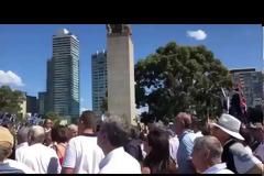 Μελβούρνη: Αποδοκιμασίες κατά Βαρεμένου σε εκδηλώσεις για την 25η Μαρτίου (video)