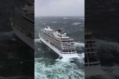 Νορβηγία:Συγκλονιστικά βίντεο του Viking Sky