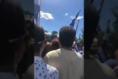 Αποδοκίμασαν τον Βαρεμένο στην Αυστραλία! Φώναζαν «προδότη» και «αλήτη»