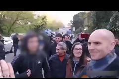 Σιμόνε: Ο 15χρονος που όρθωσε ανάστημα απέναντι στους φασίστες, υπέρ των Ρομά