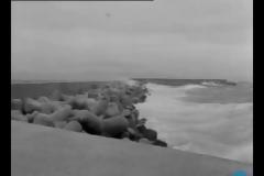 Βιντεο: εγκαίνια κυματοθραύστη στο λιμάνι της Ρόδου 24/1/71