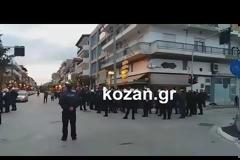 Αποδοκιμάστηκαν οι υποψήφιοι του ΣΥΡΙΖΑ...