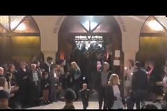 Grevena TV || Η περιφορά του Επιτάφιου (2019) της Μητρόπολης Γρεβενών (εικόνες +video)