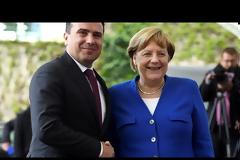 ΣΥΝΑΝΤΗΣΗ ΚΟΡΥΦΗΣ 8 ΗΓΕΤΩΝ ΜΕ ΜΕΡΚΕΛ - ΜΑΚΡΟΝ ΓΙΑ ΤΑ ΔΥΤΙΚΑ ΒΑΛΚΑΝΙΑ