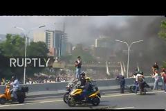 Σφοδρές συγκρούσεις ανάμεσα σε διαδηλωτές και μέλη των δυνάμεων ασφαλείας στη Βενεζουέλα