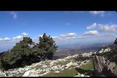 Μονοπάτι προς την κορυφή του Προφήτη Ηλία - βιντεο